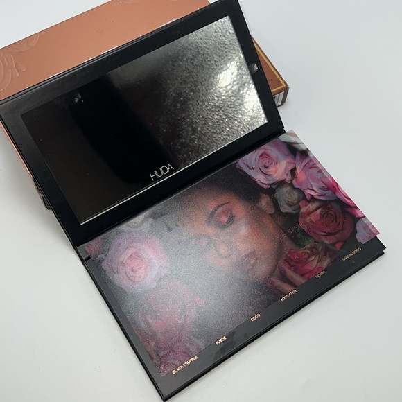 🩷NWT HUDA BEAUTY ROSE GOLD PALETTE REMASTERED - Picture 12 of 13